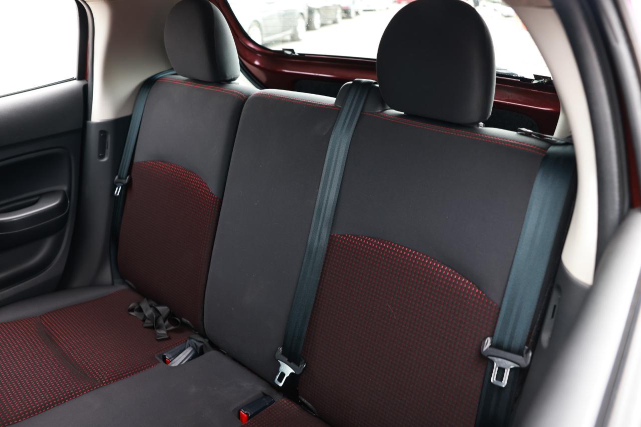 Mitsubishi Mirage  2020