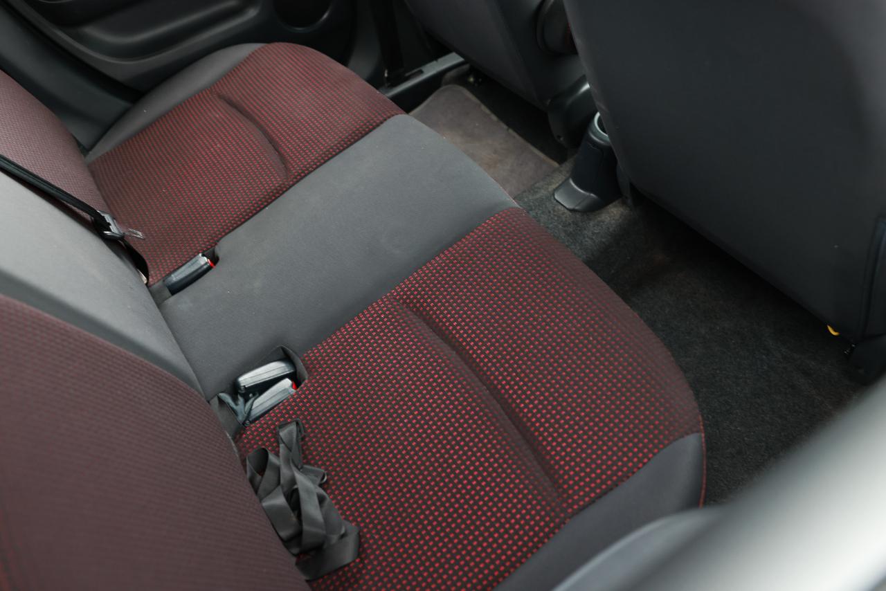 Mitsubishi Mirage  2020