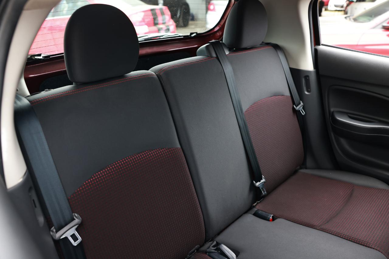 Mitsubishi Mirage  2020