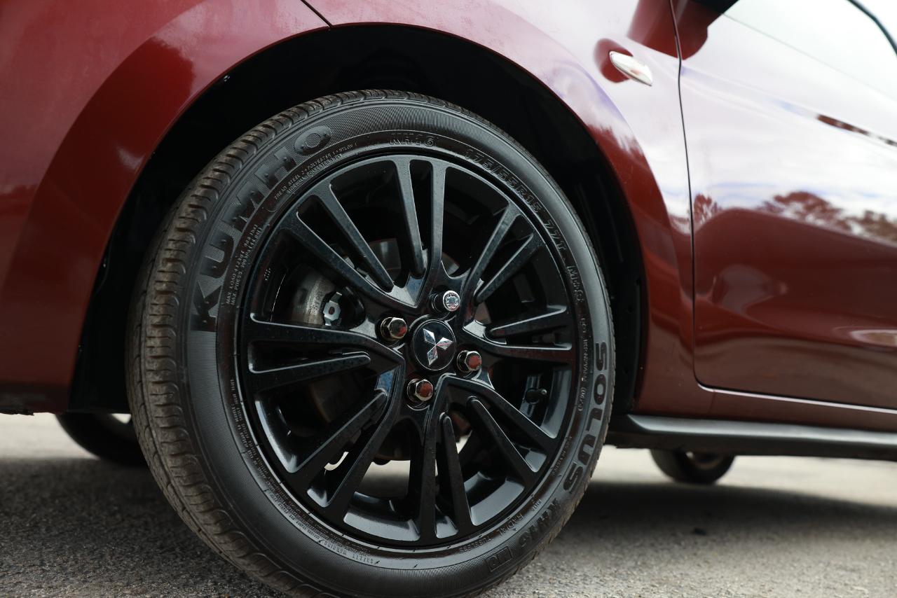 Mitsubishi Mirage  2020