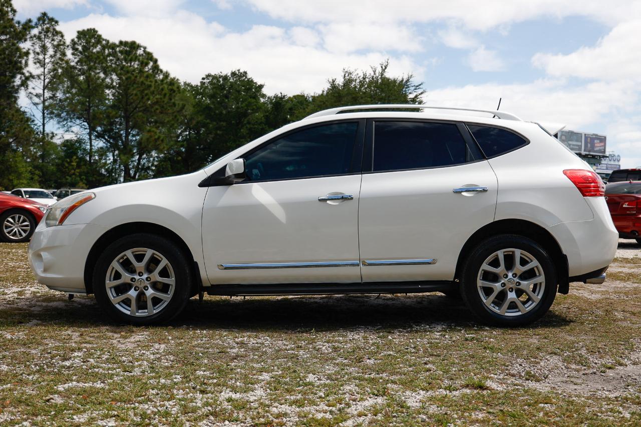 Nissan Rogue  2011