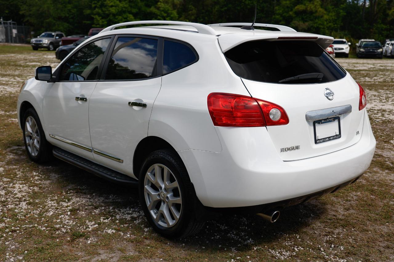 Nissan Rogue  2011
