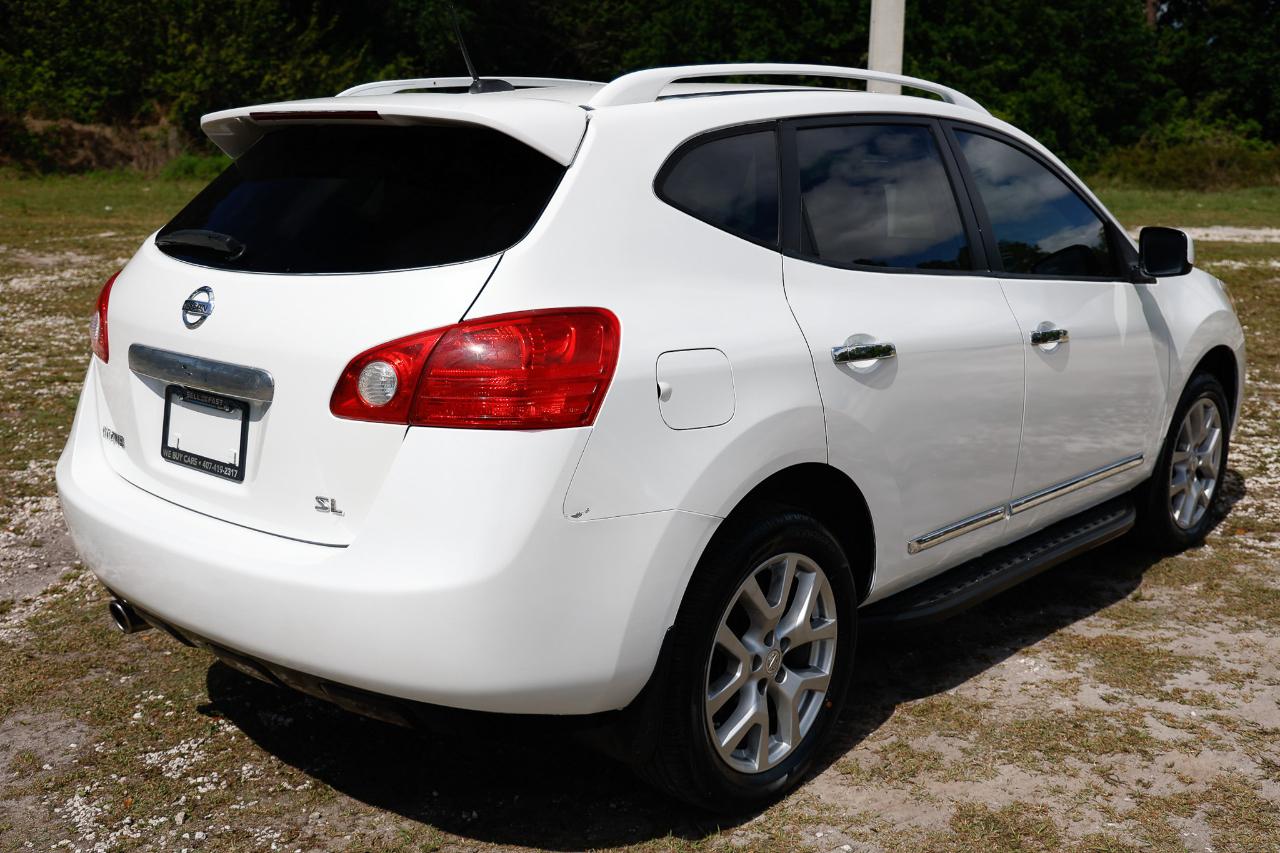 Nissan Rogue  2011