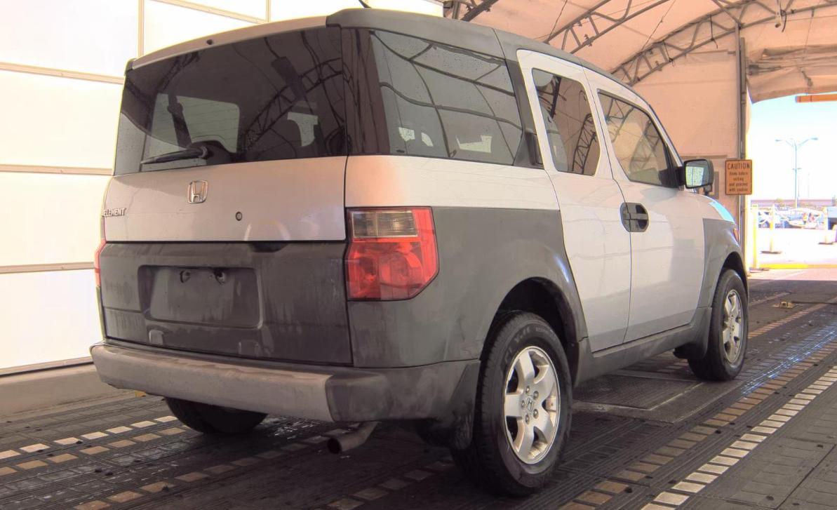 Honda Element  2003