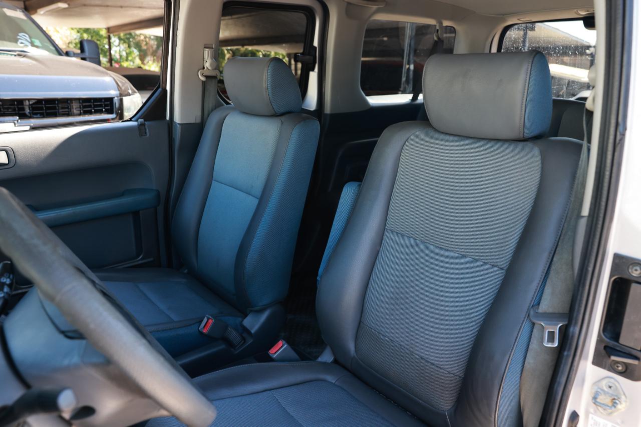 Honda Element  2003