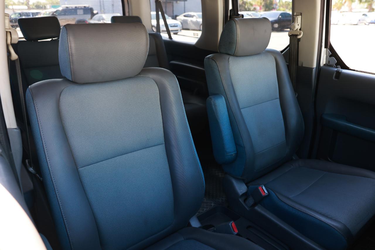 Honda Element  2003