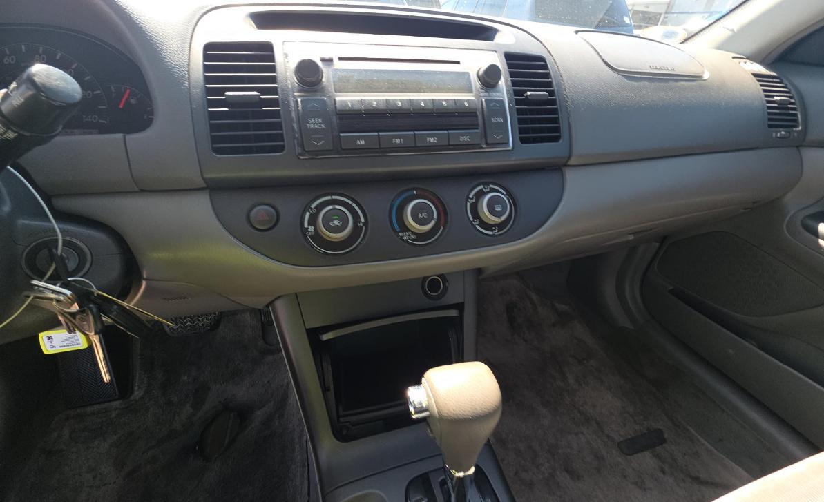 Toyota Camry  2005