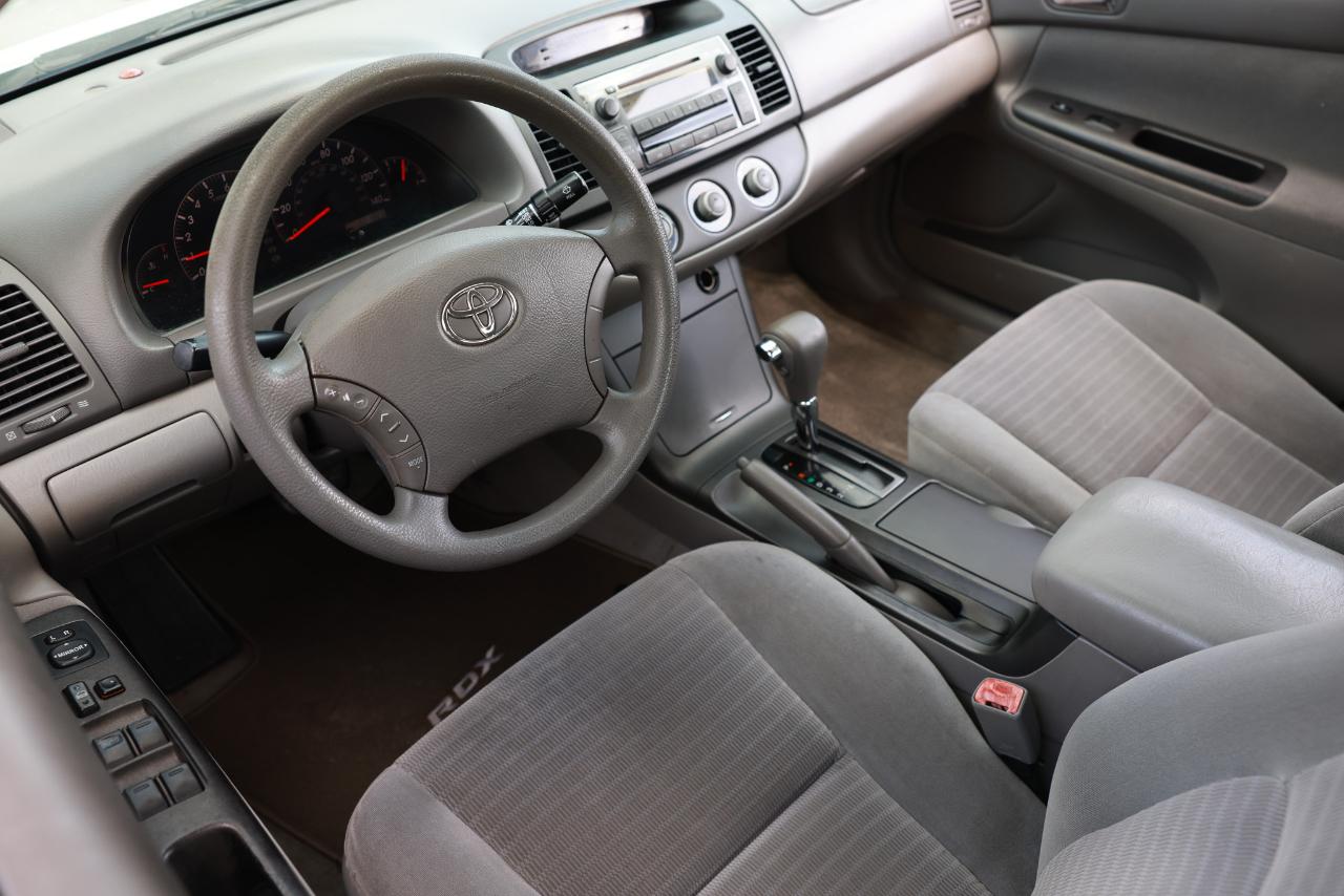 Toyota Camry  2005