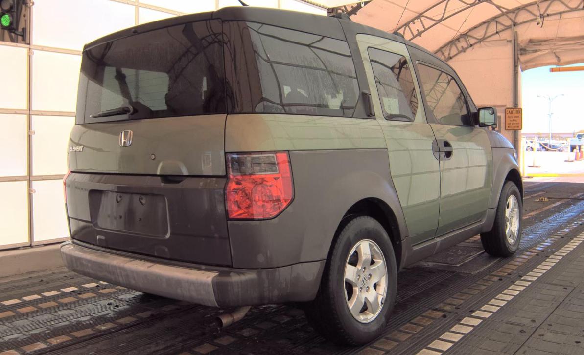 Honda Element  2004