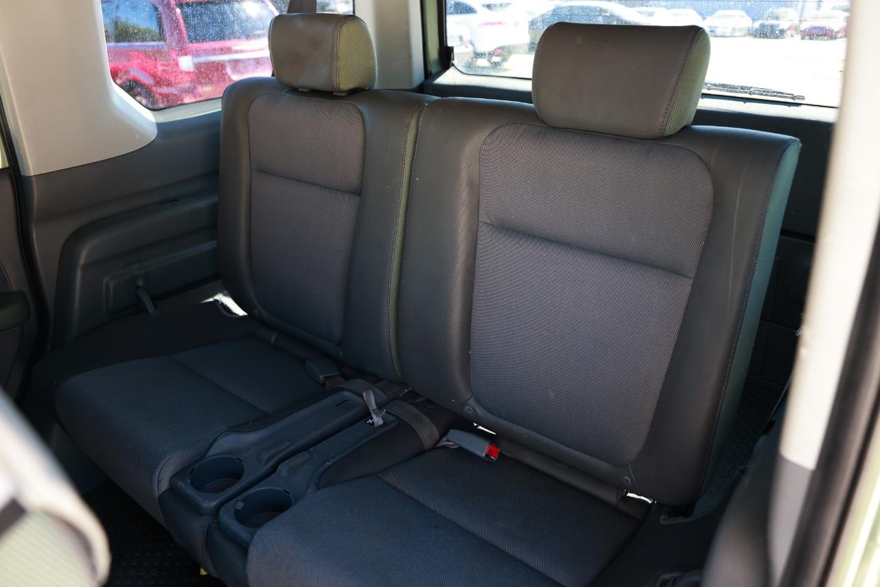 Honda Element  2004