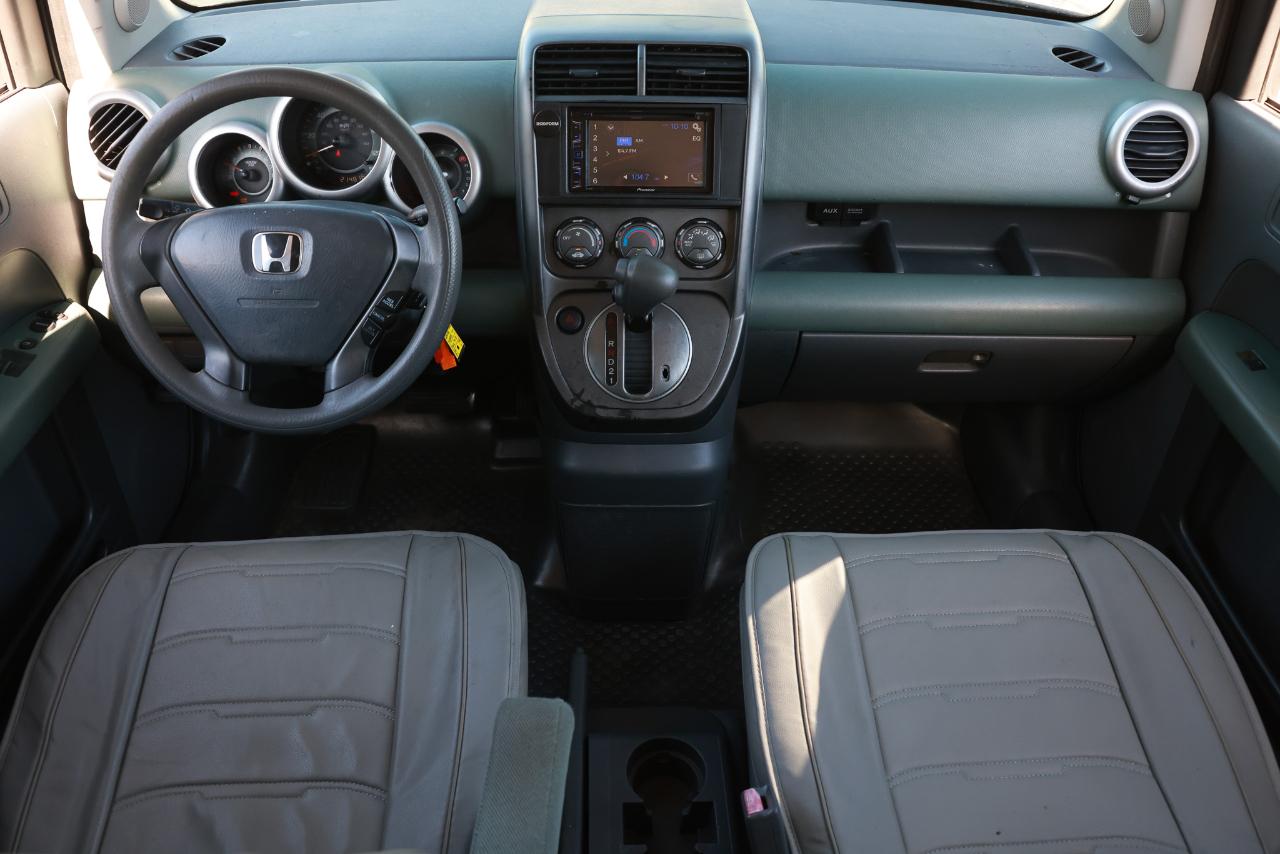 Honda Element  2004