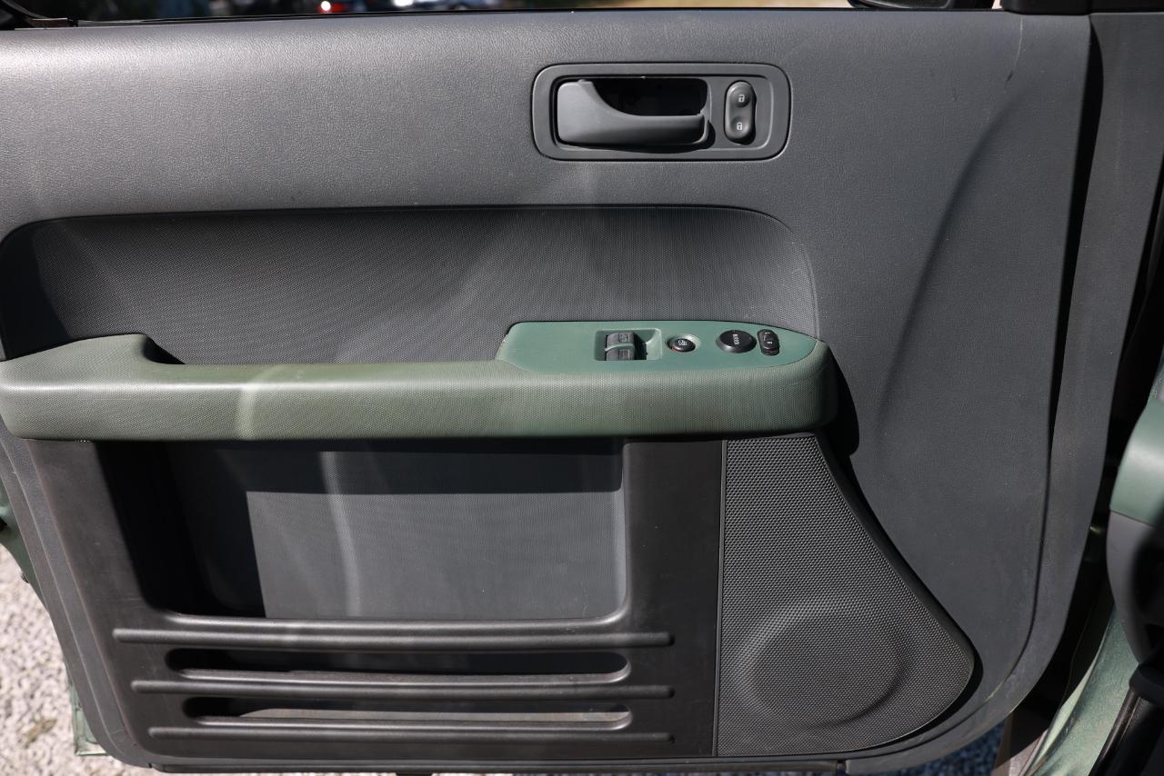 Honda Element  2004