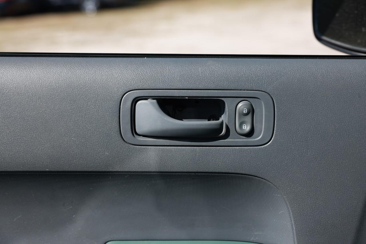 Honda Element  2004