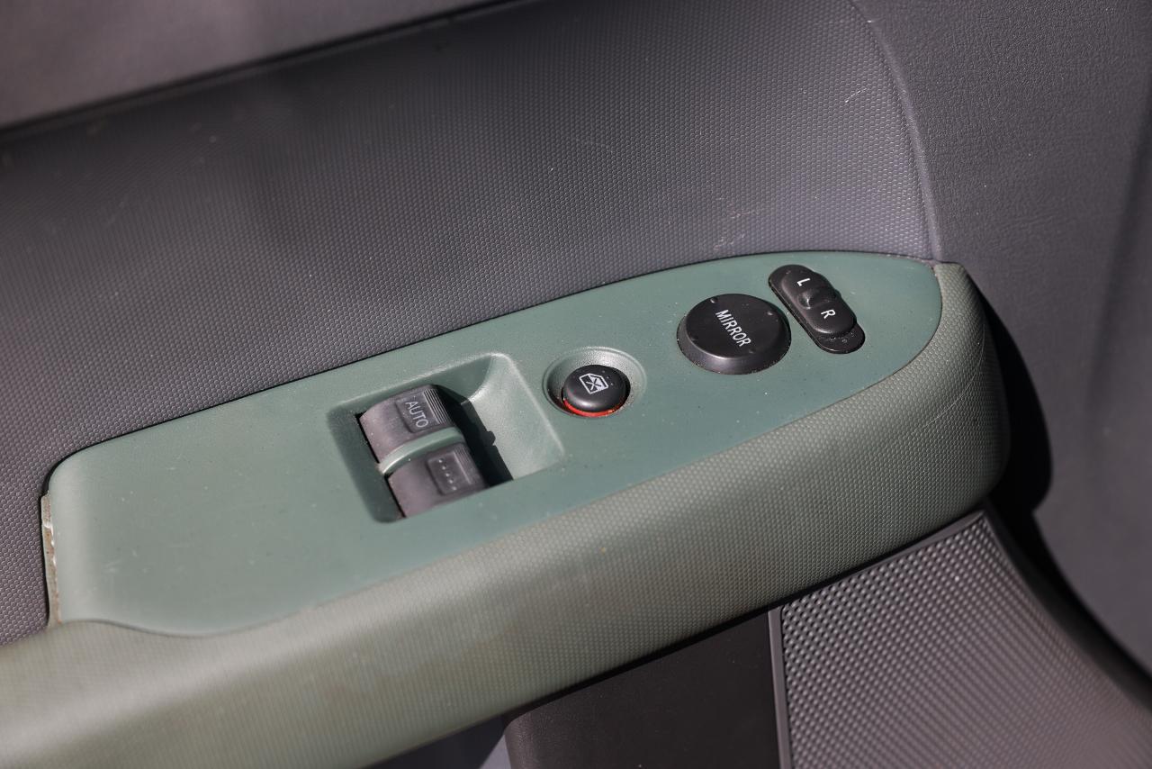 Honda Element  2004
