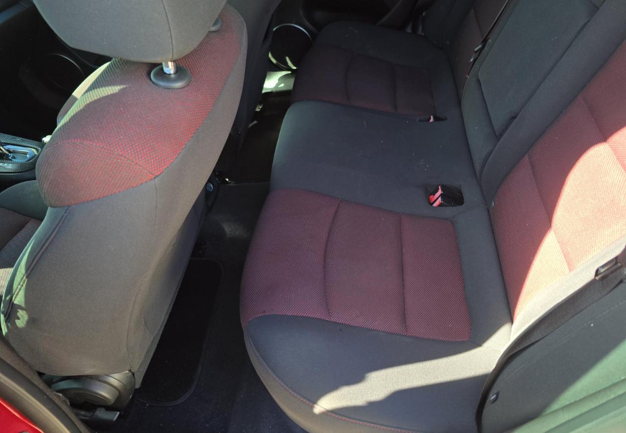 Chevrolet Cruze  2011