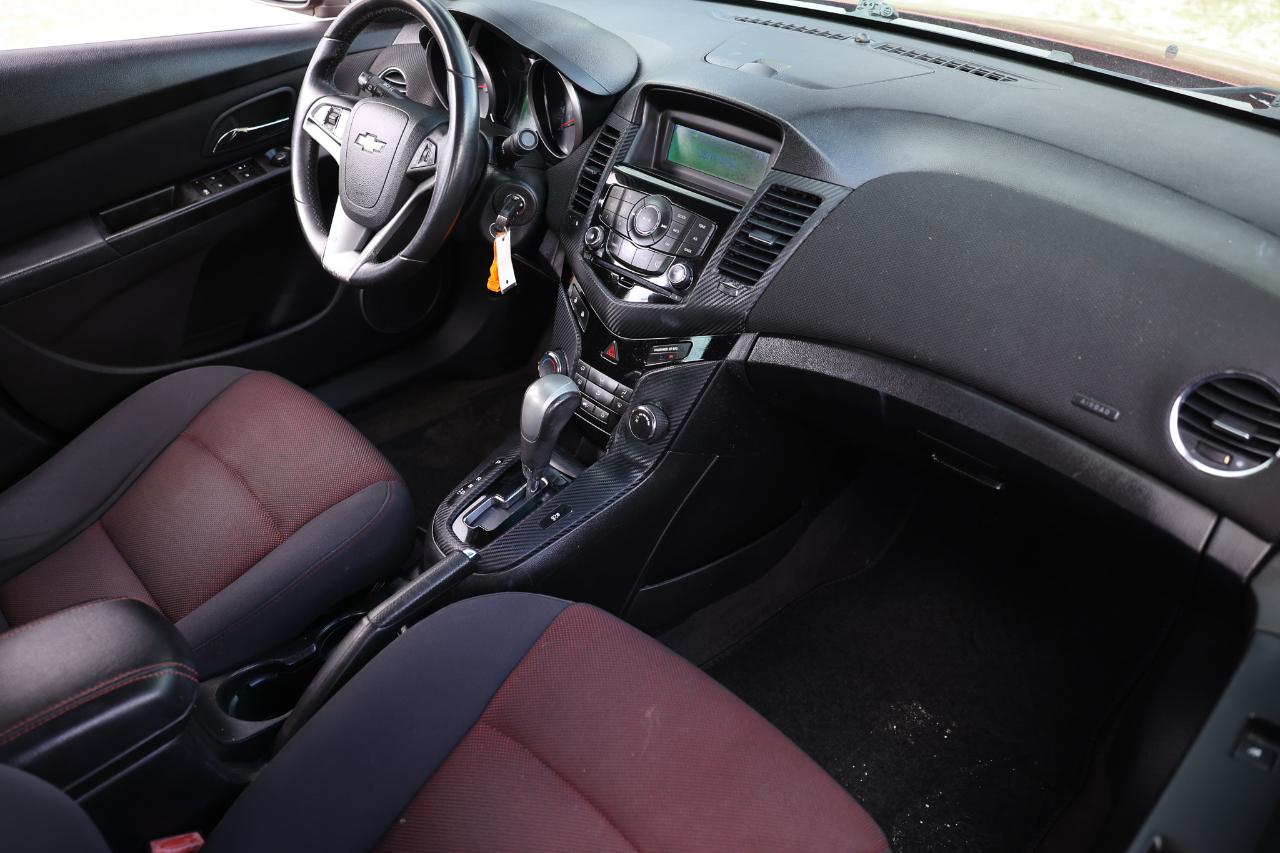 Chevrolet Cruze  2011