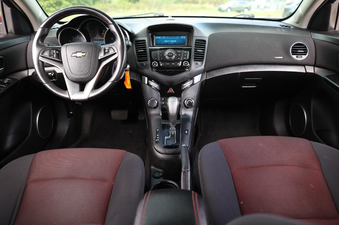 Chevrolet Cruze  2011
