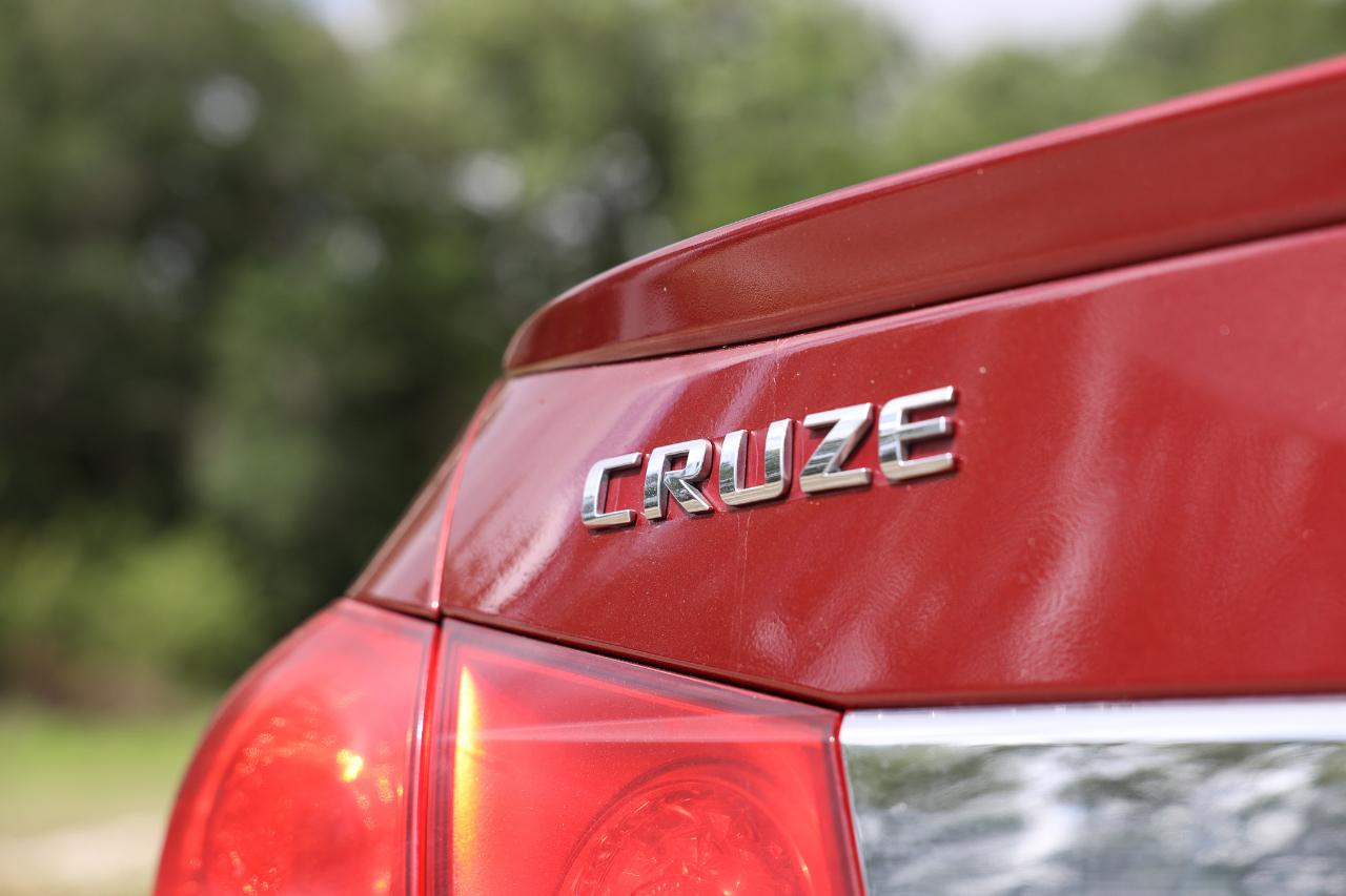 Chevrolet Cruze  2011