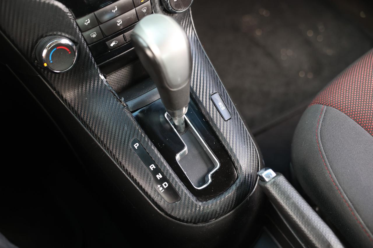 Chevrolet Cruze  2011