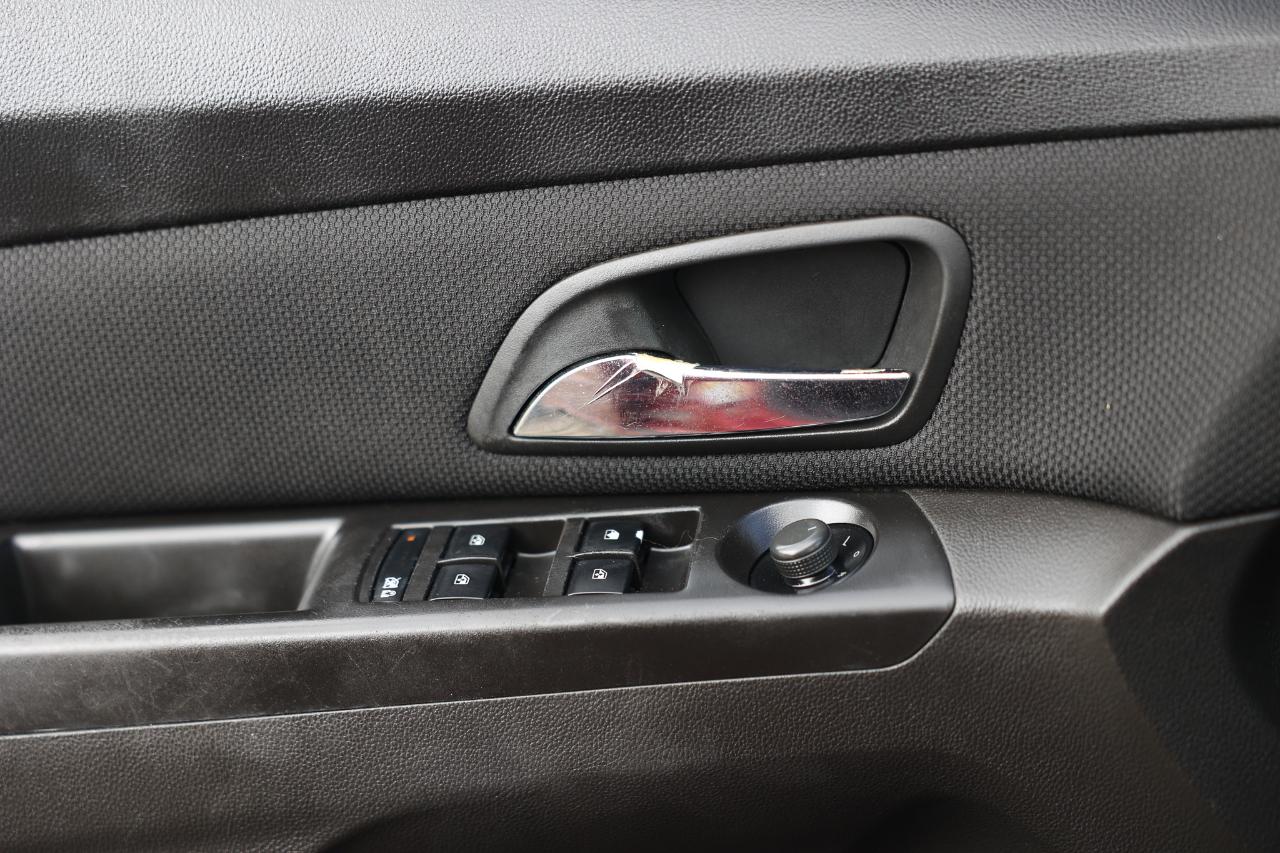 Chevrolet Cruze  2011