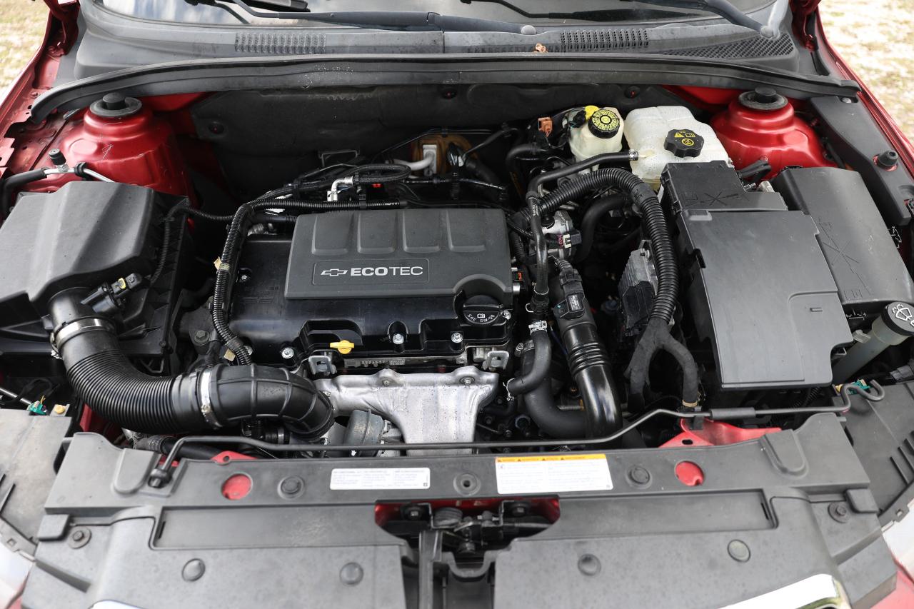 Chevrolet Cruze  2011