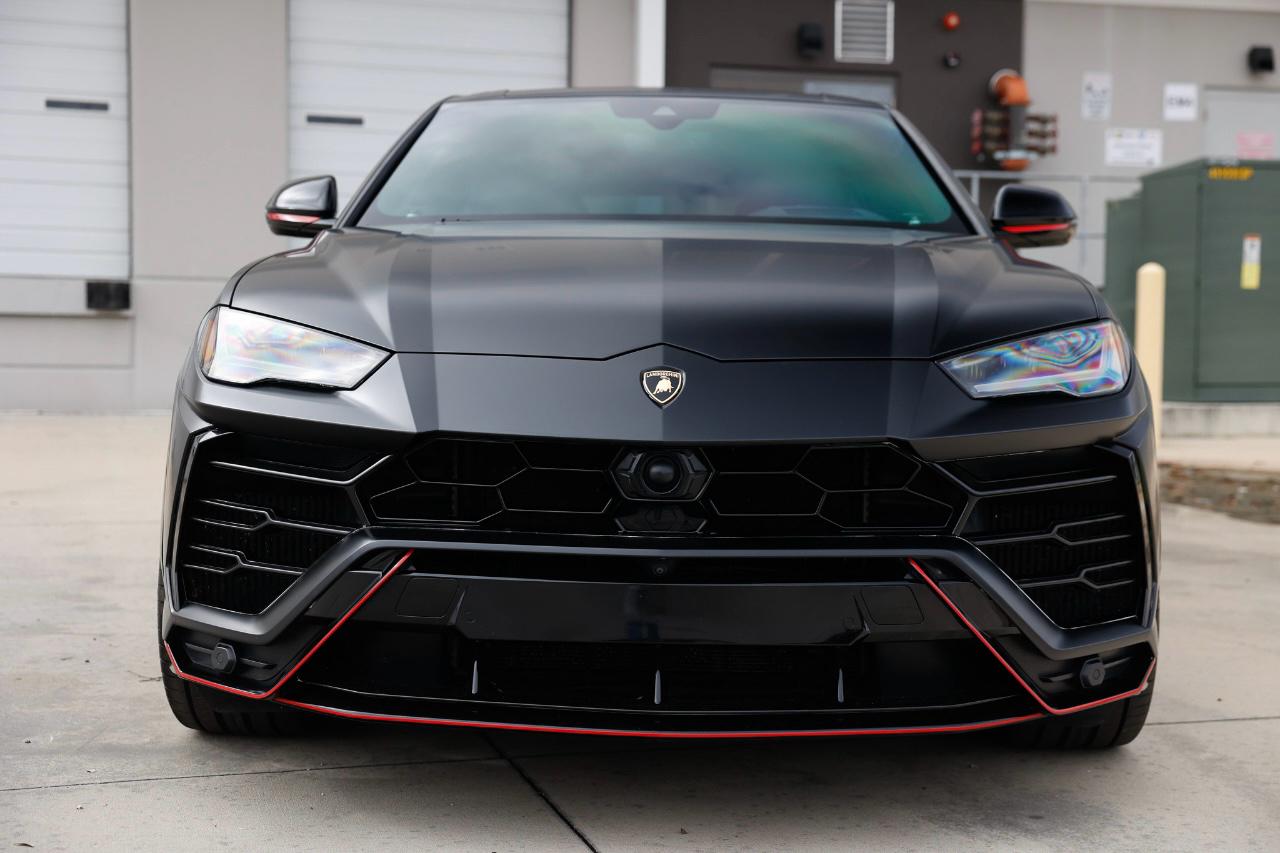 Lamborghini Urus  2020