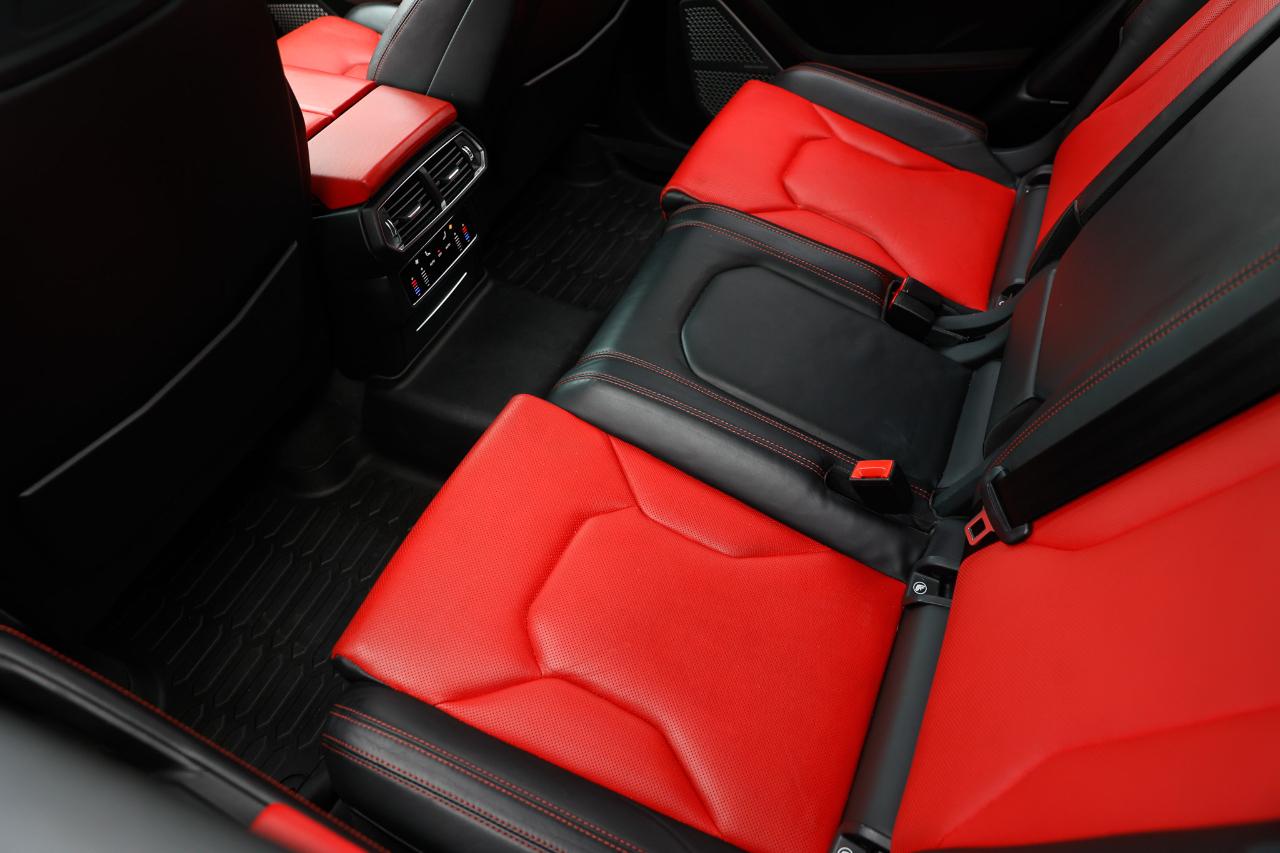 Lamborghini Urus  2020