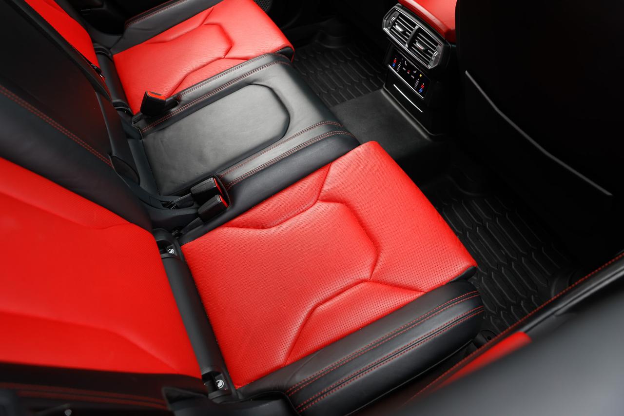 Lamborghini Urus  2020