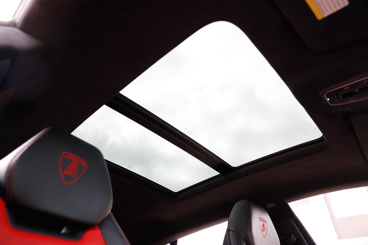 Lamborghini Urus  2020