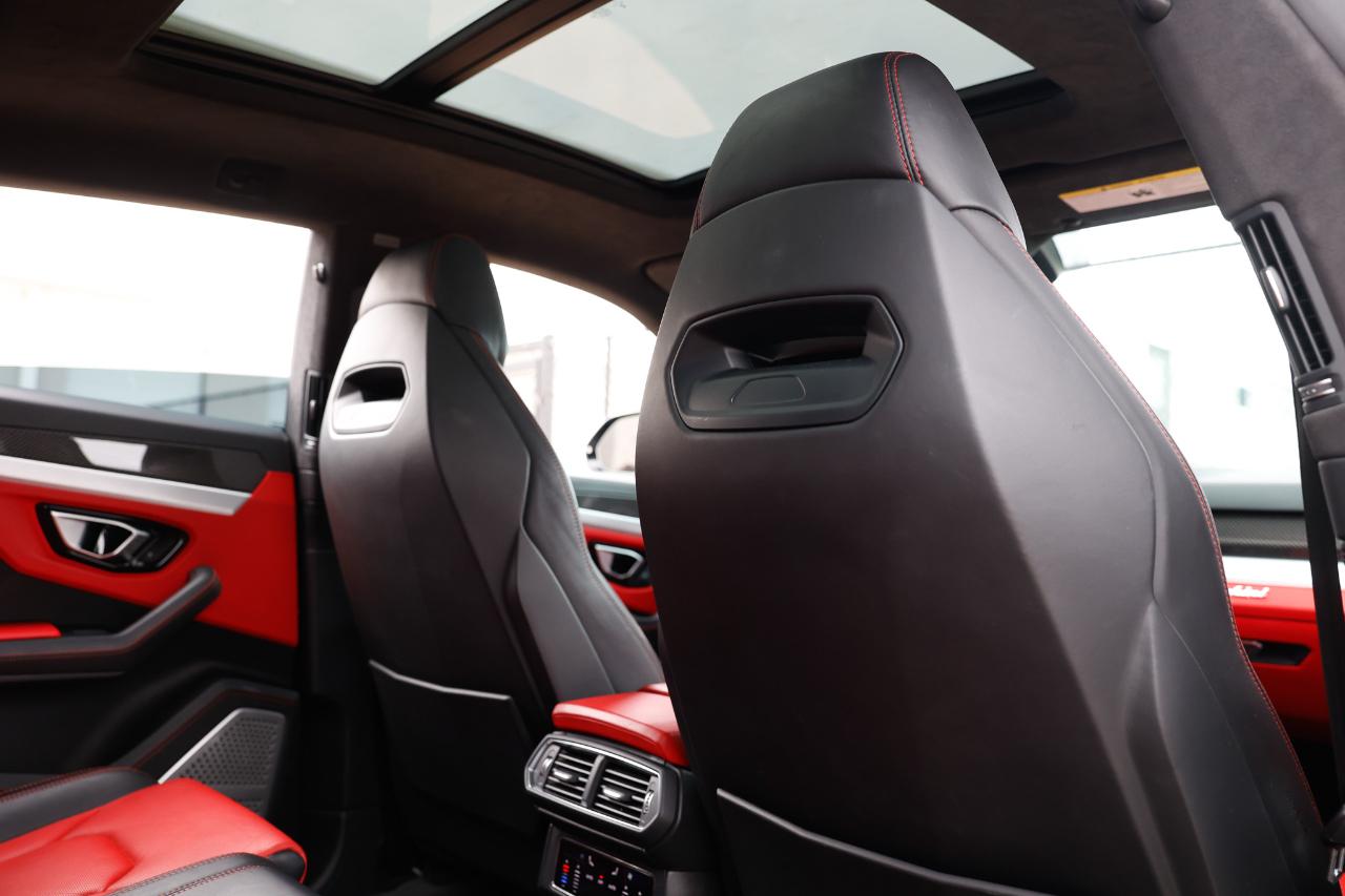 Lamborghini Urus  2020