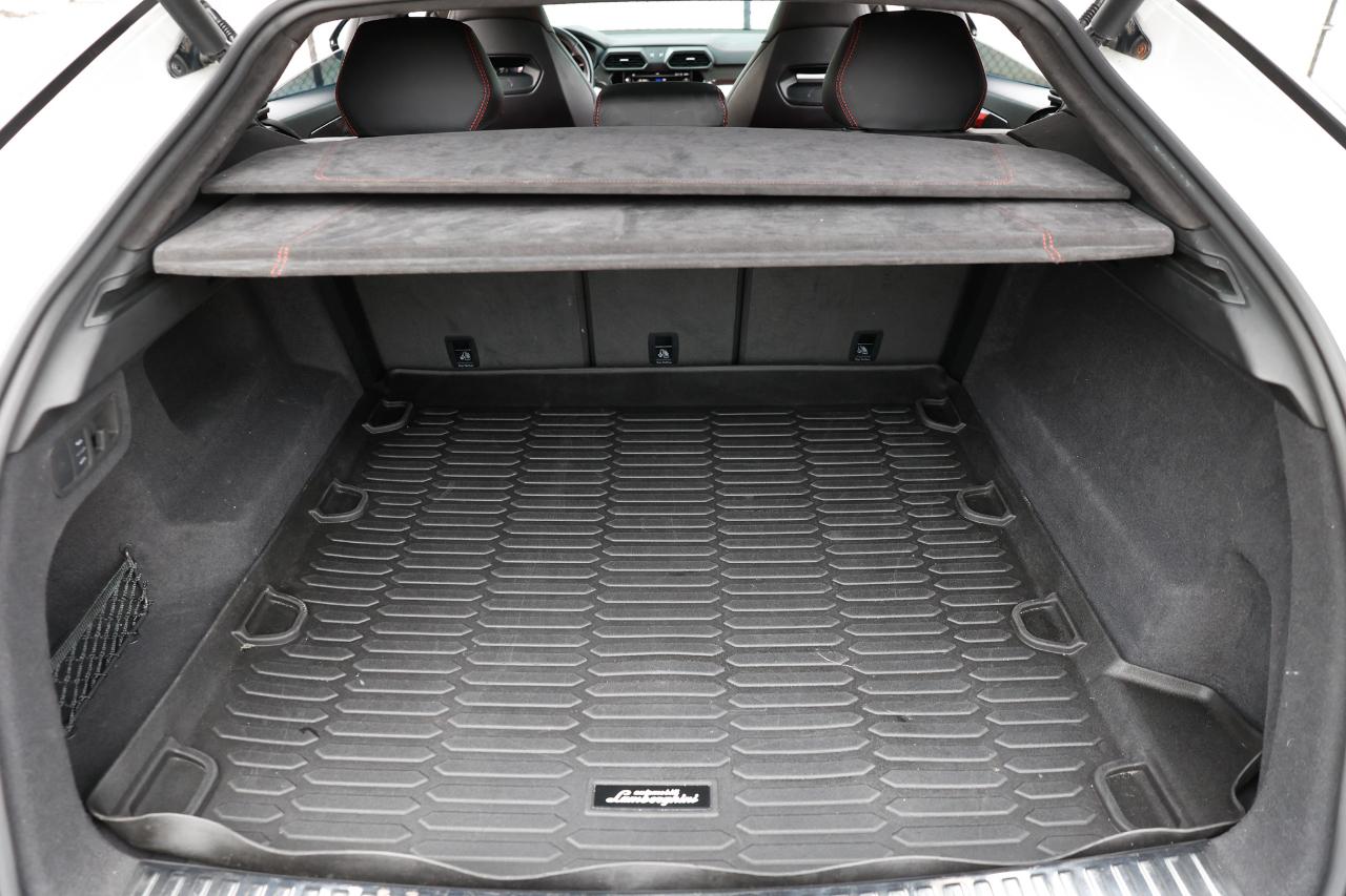 Lamborghini Urus  2020