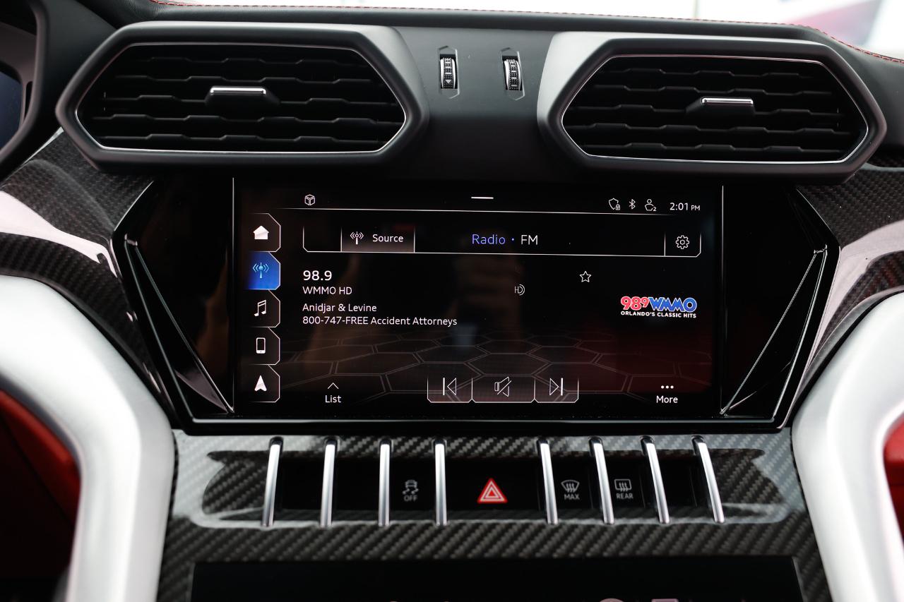 Lamborghini Urus  2020