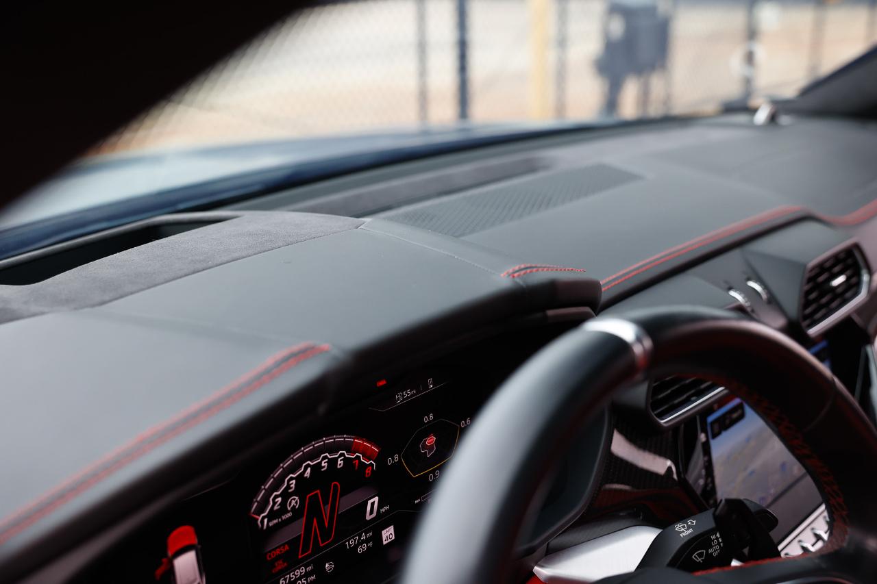 Lamborghini Urus  2020