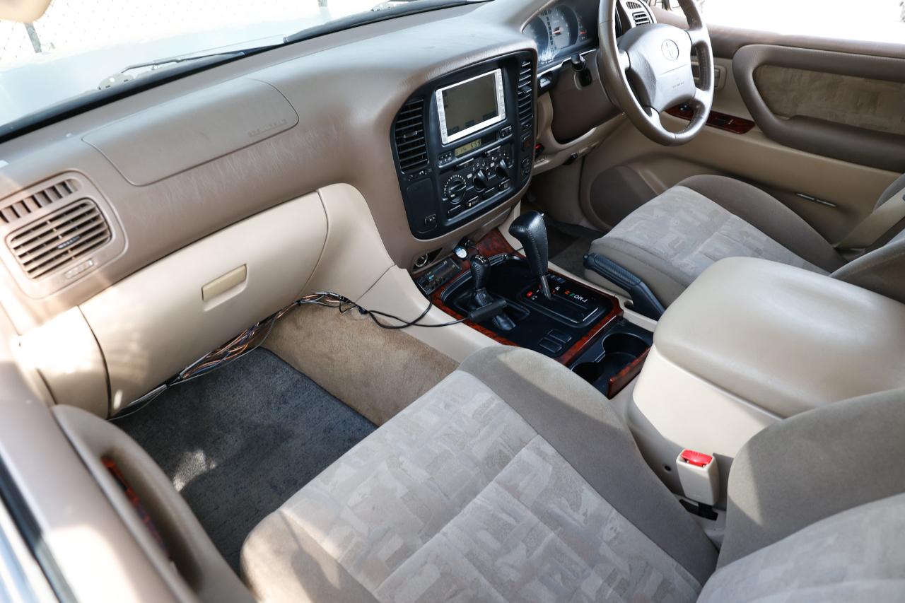 Toyota Land Cruiser  1998