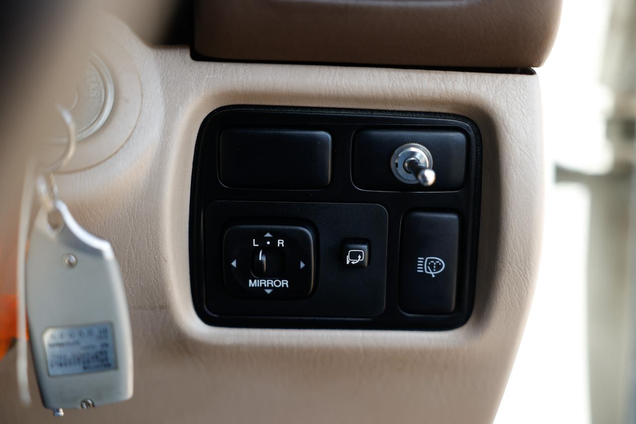 Toyota Land Cruiser  1998