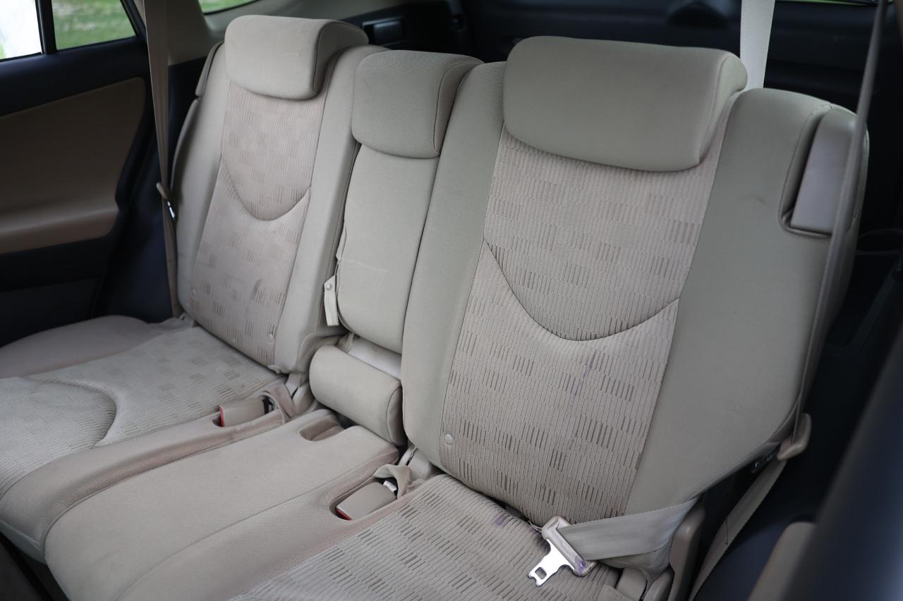 Toyota RAV4  2010