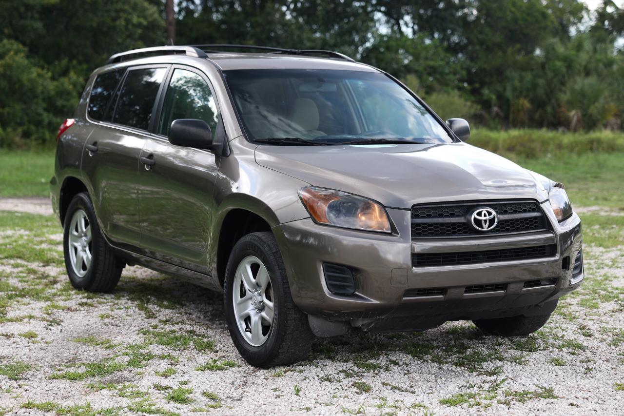 Toyota RAV4  2010