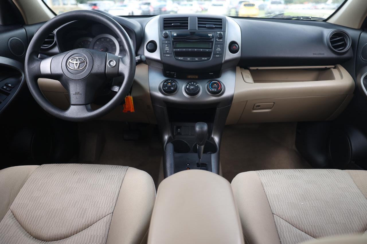 Toyota RAV4  2010