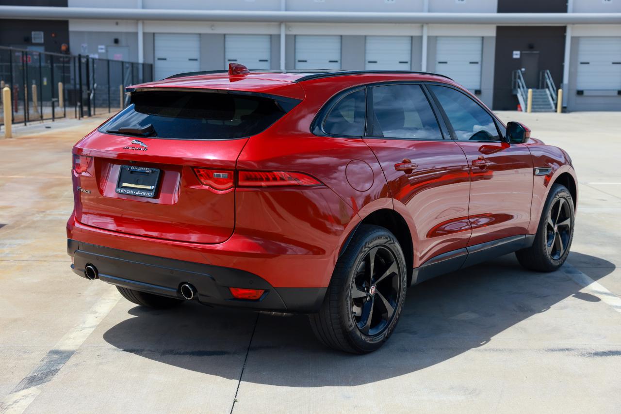 Jaguar F-Pace  2017