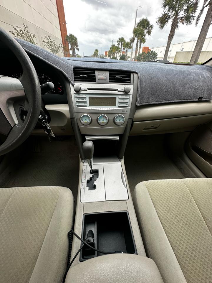 Toyota Camry  2008