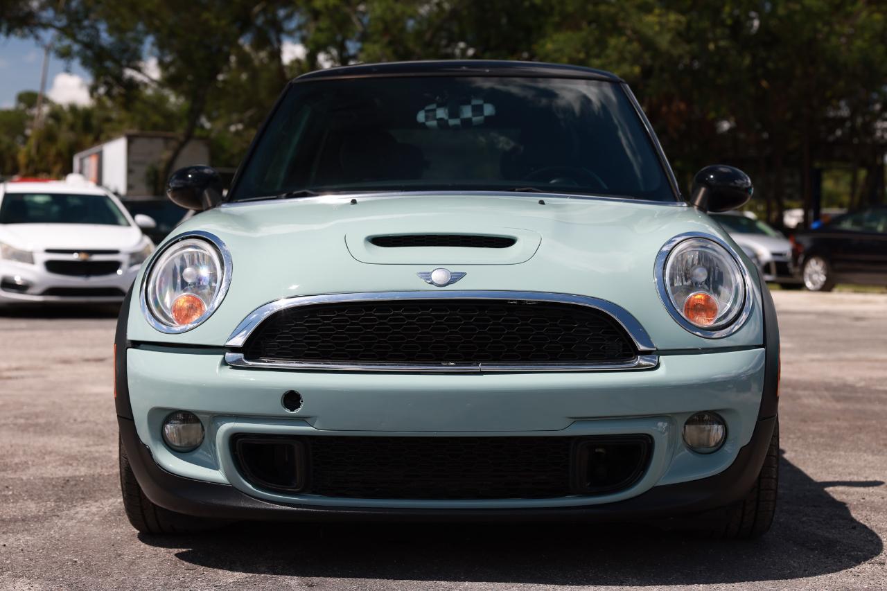 MINI Cooper Hardtop  2012