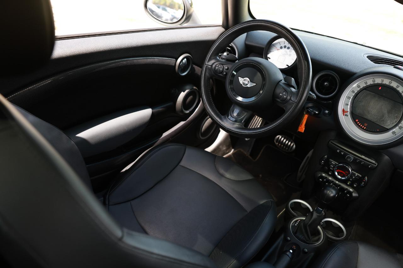 MINI Cooper Hardtop  2012