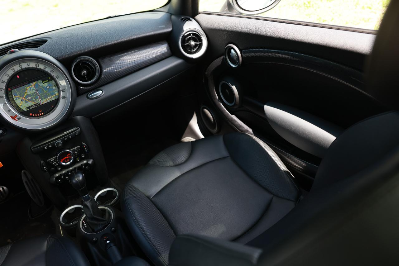 MINI Cooper Hardtop  2012