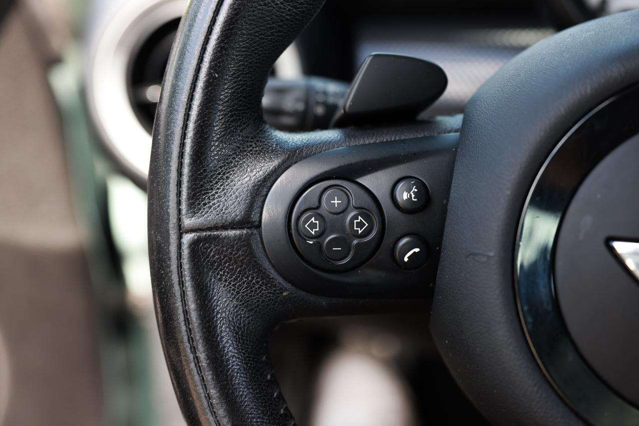 MINI Cooper Hardtop  2012
