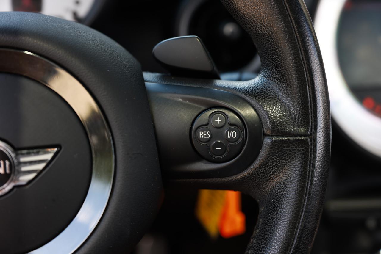 MINI Cooper Hardtop  2012