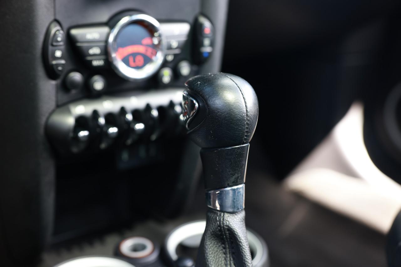 MINI Cooper Hardtop  2012