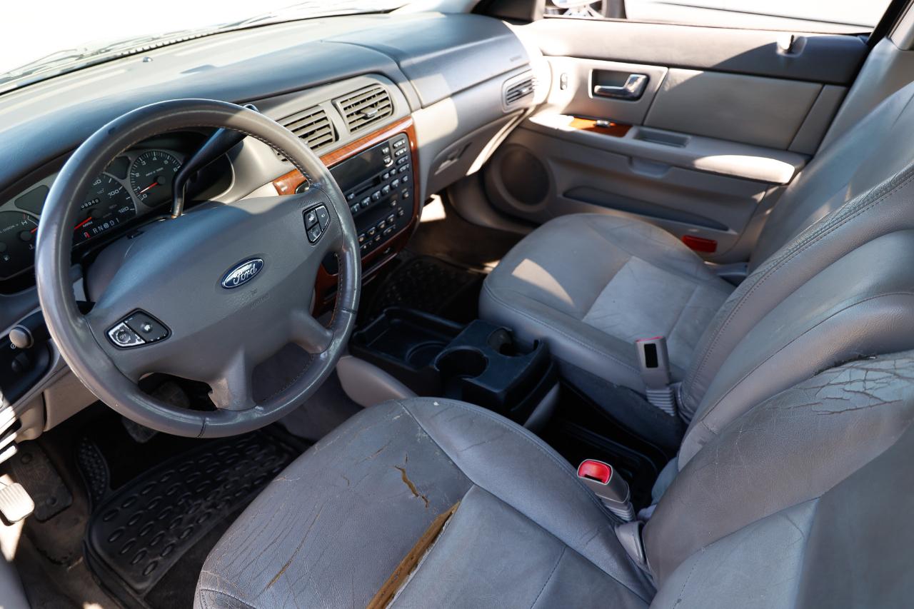 Ford Taurus  2003