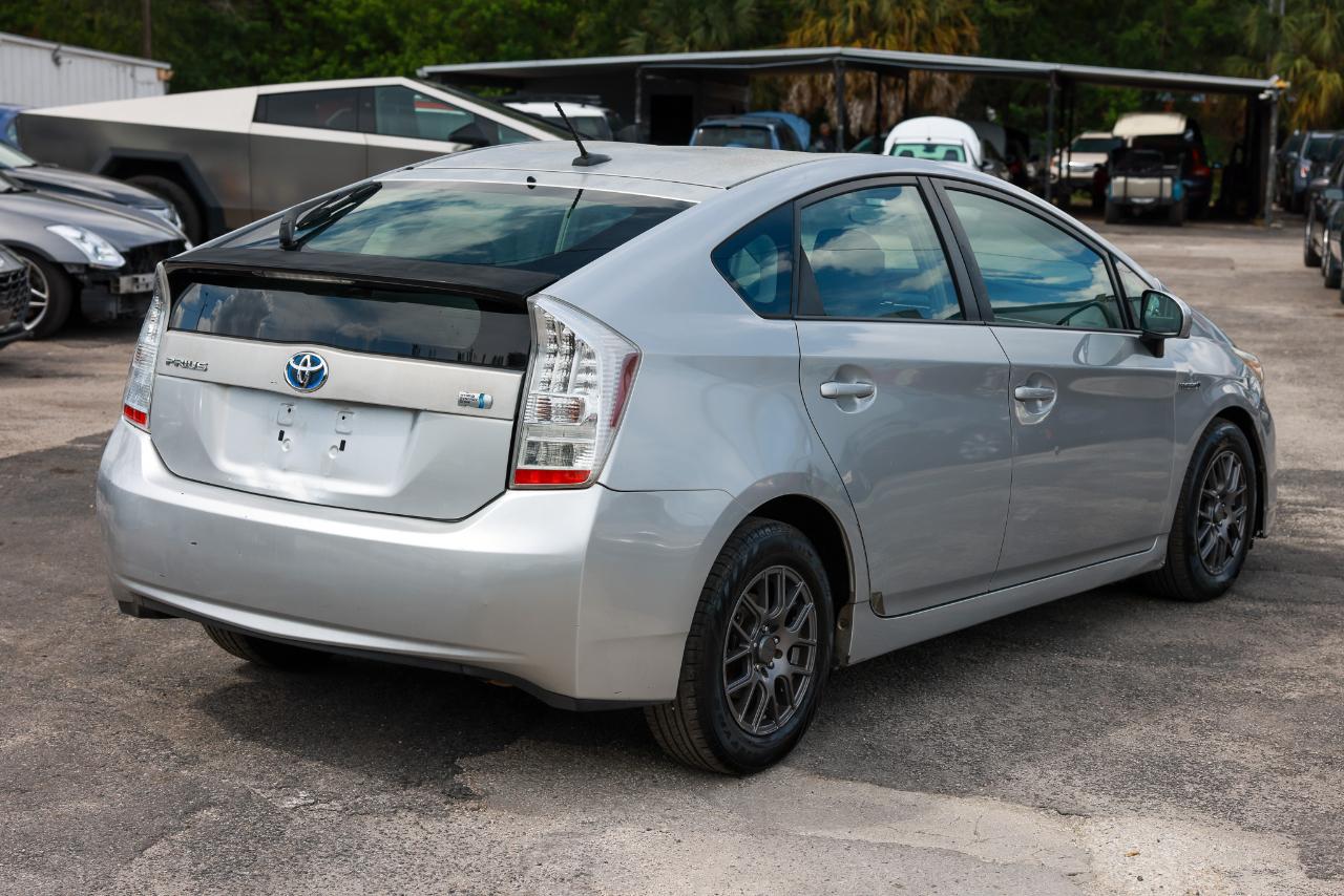 Toyota Prius  2010