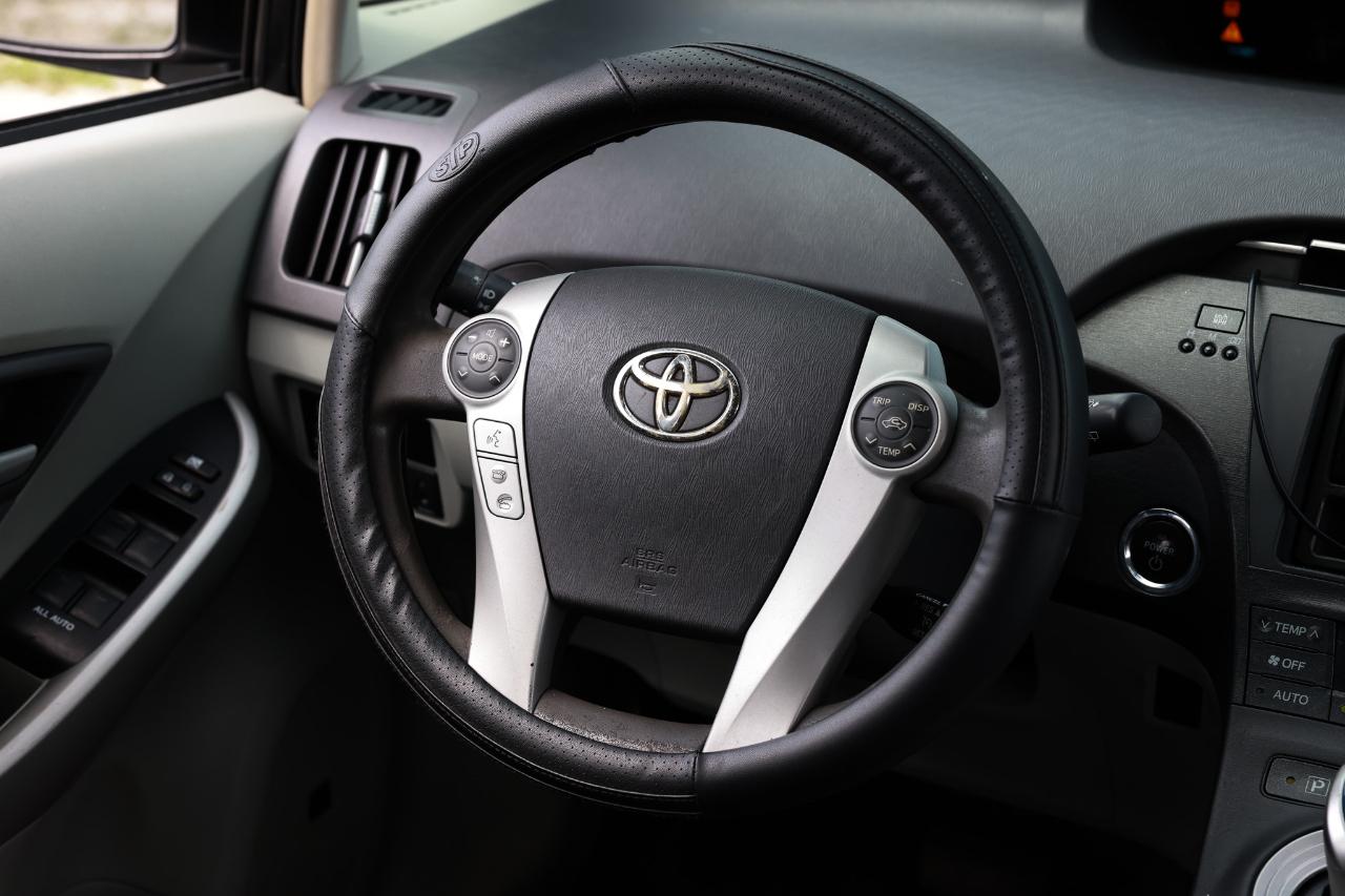Toyota Prius  2010