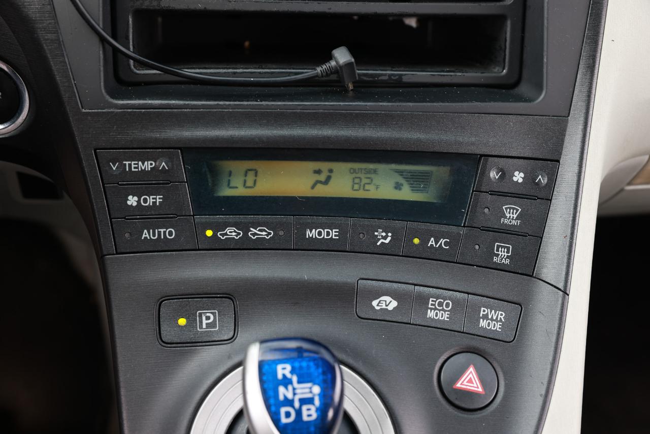 Toyota Prius  2010